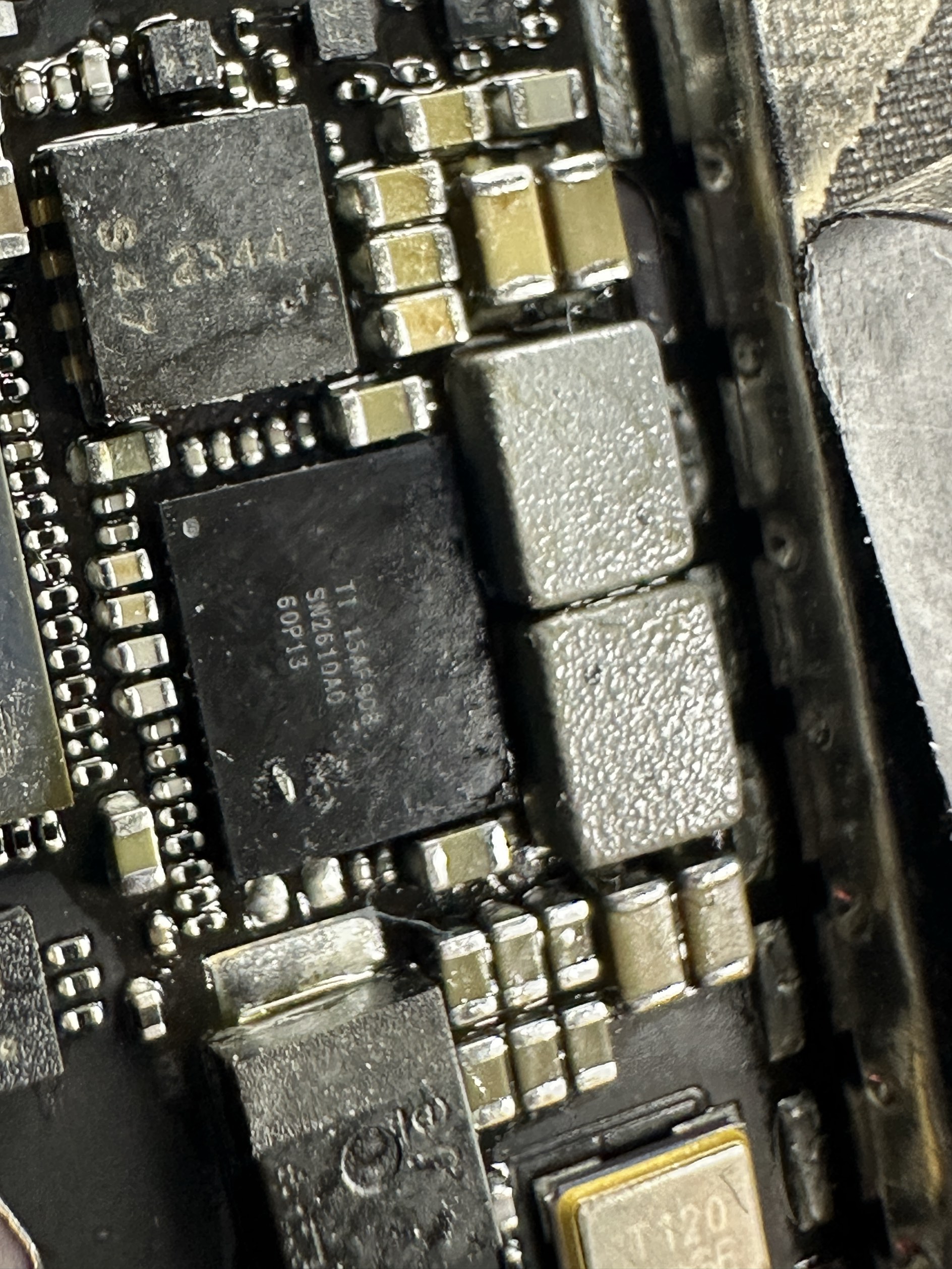 Microsoldering & Datenrettung